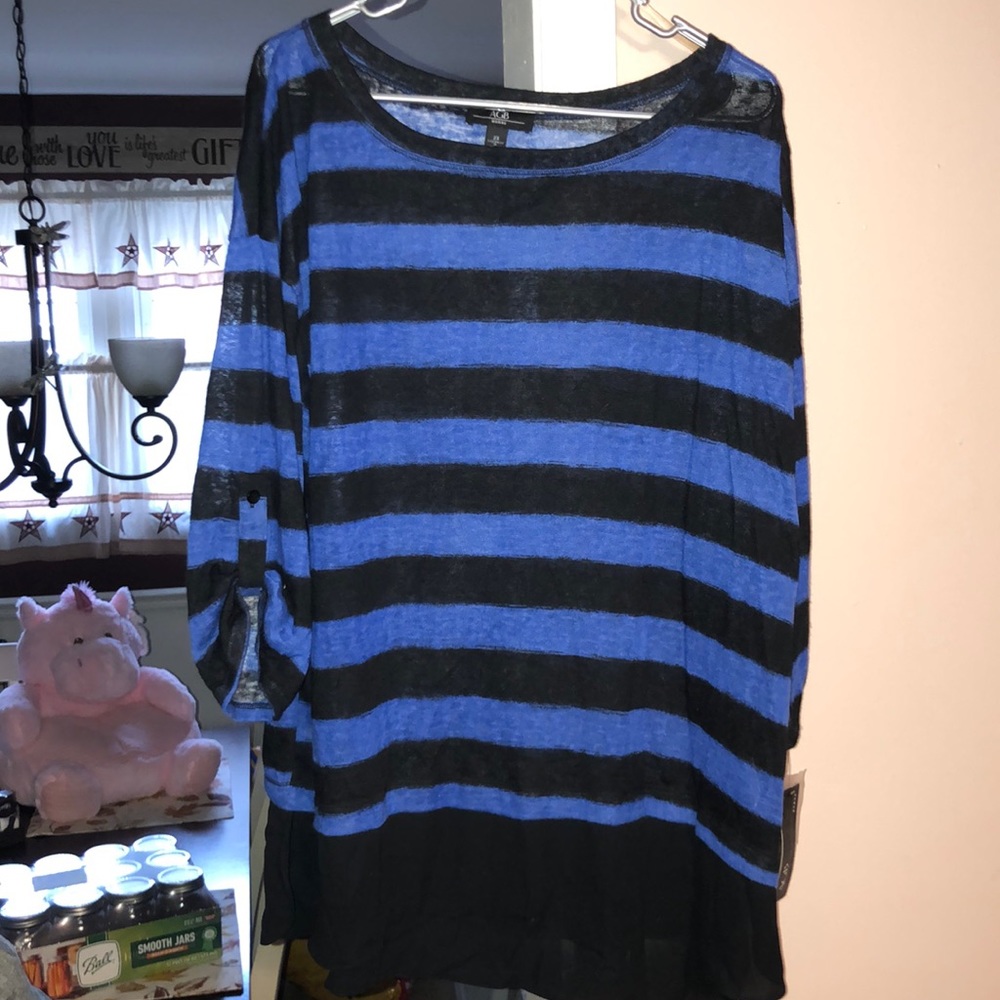 Woman’s top